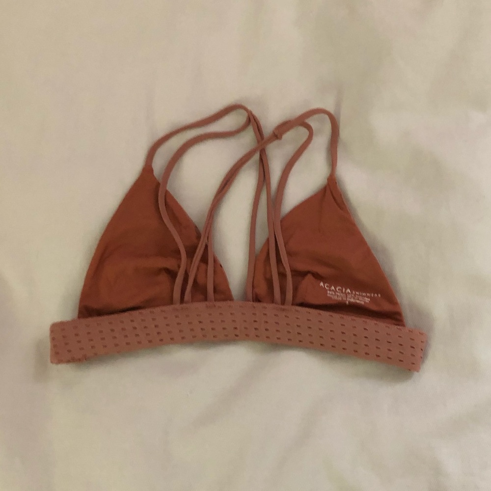 Acacia Awapui top in Lipstick Mesh - Picture 4 of 5
